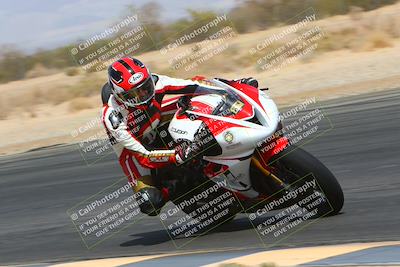 media/Apr-10-2022-SoCal Trackdays (Sun) [[f104b12566]]/Turn 7 Inside (1025am)/